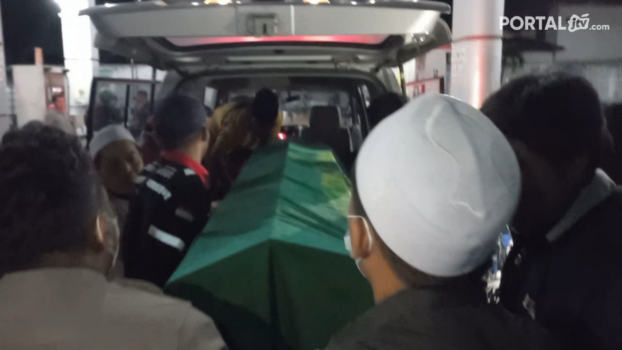 Antri BBM di SPBU Guru SMK Meninggal