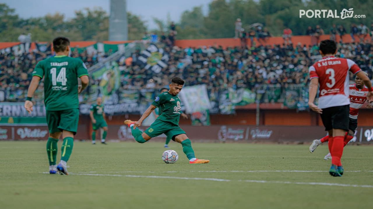 Persebaya Menangi Derbi Suramadu Dengan Dua Gol