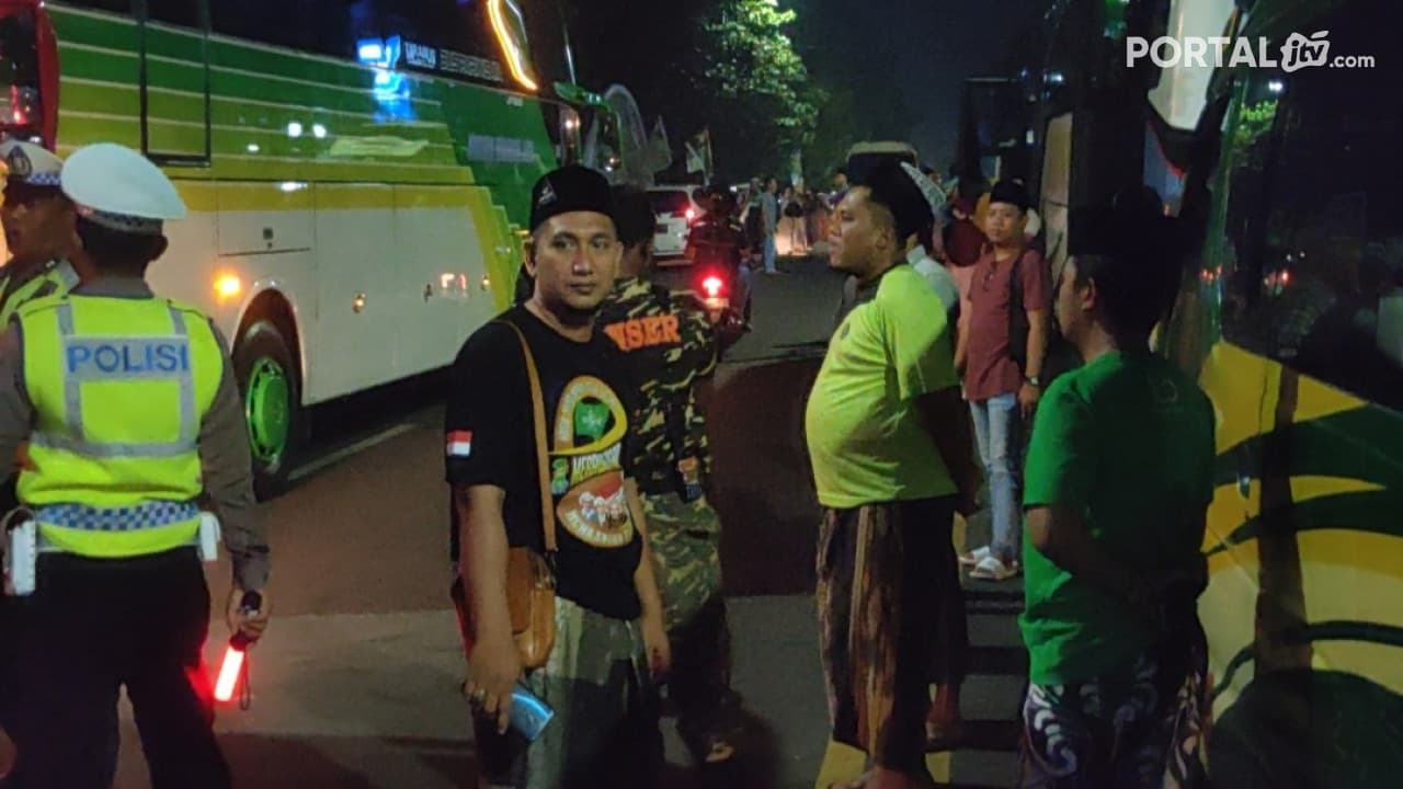 Ribuan Warga Nahdliyin Situbondo, Hadiri Resepsi Satu Abad NU 