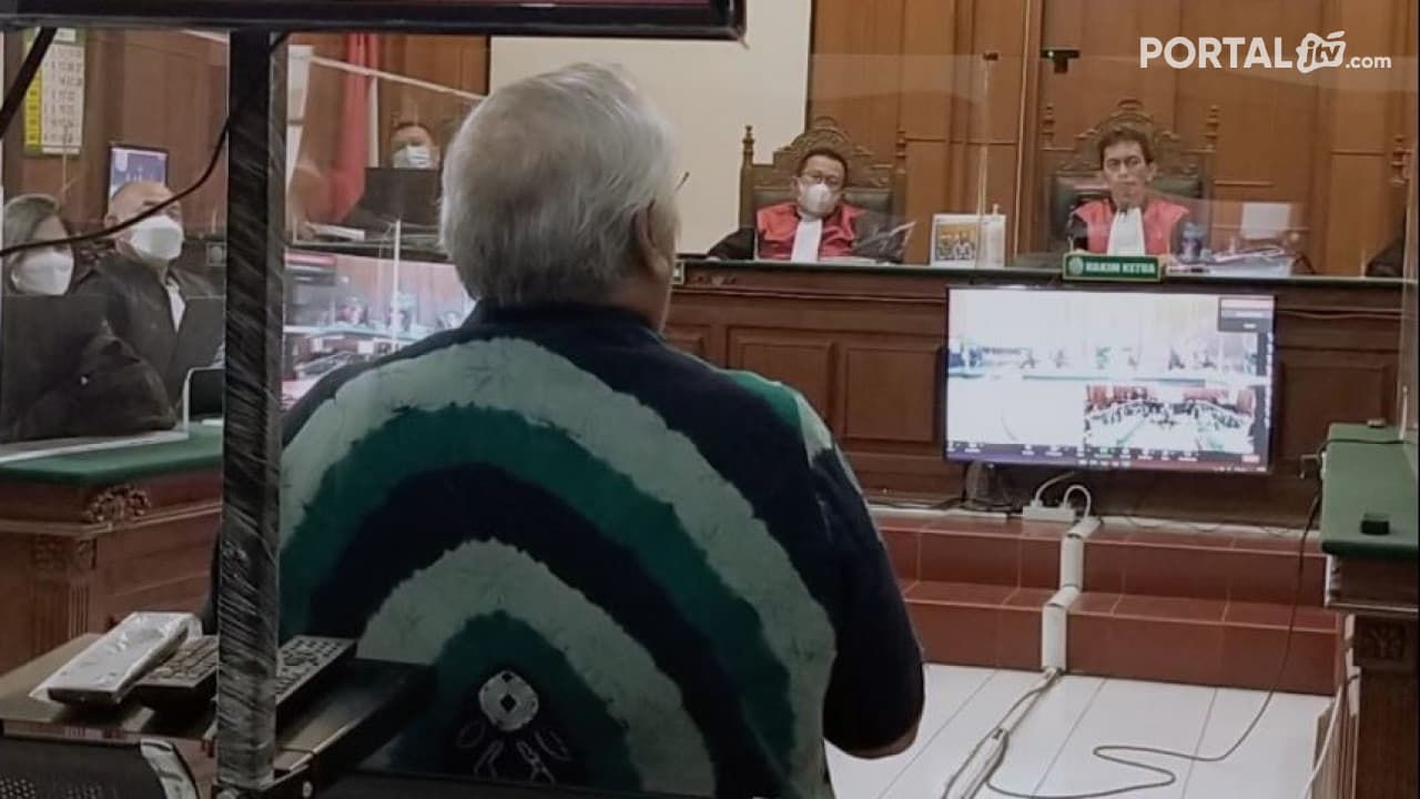 Saksi ahli dari UGM Sebut Penembakan Gas Air Mata Sudah Sesuai Perhitungan Polisi.