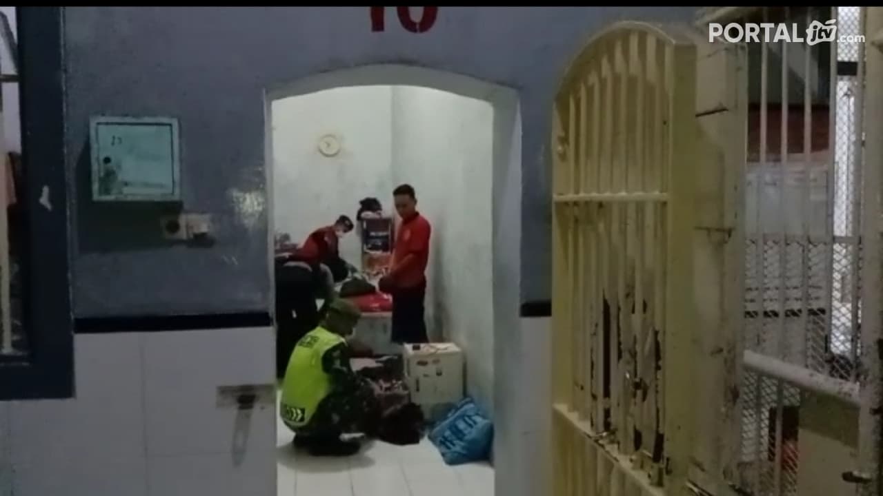 Disatroni Tim Gabungan, sajam rakitan di temukan di Kamar warga binaan Rutan Situbondo 