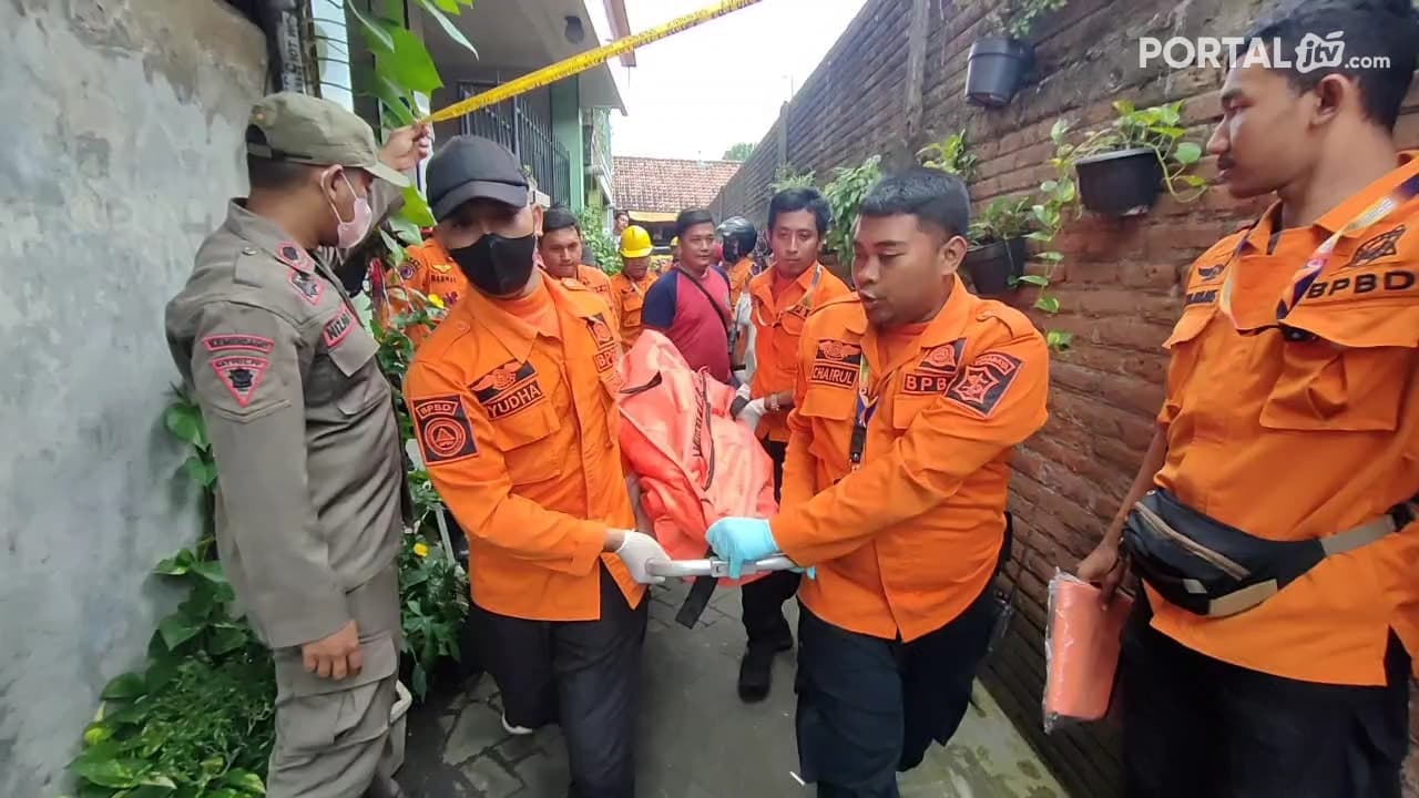 Dua Orang Lansia Tewas Terjebak Saat Rumah Terbakar