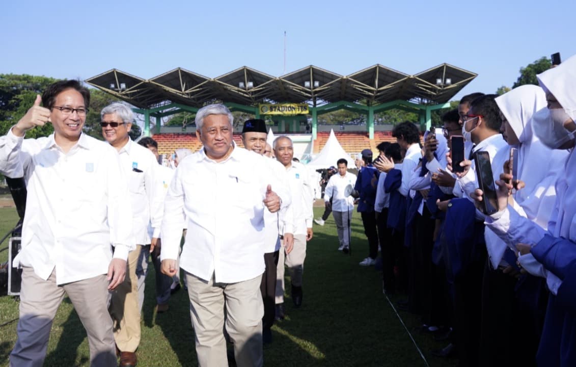 ITS Resmi Kukuhkan 6.188 Maba Sarjana Kampus Pahlawan