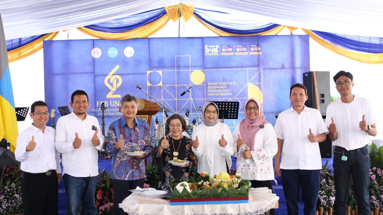 FEB Universitas Airlangga Gelar Tasyakuran ke-62 Tahun