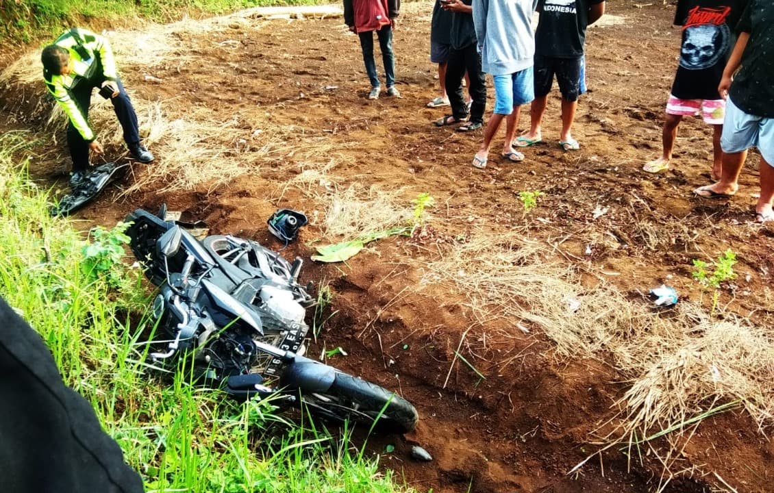 Oleng di Jalanan Turunan Wagir Malang, Pengendara Yamaha Vixion Tewas