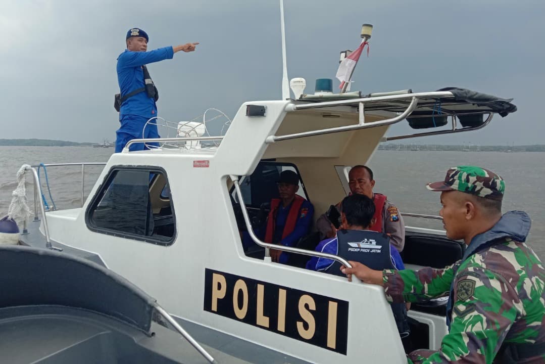 Jatuh dari Kapal, Nelayan asal Pasuruan Tenggelam di Perairan Nguling