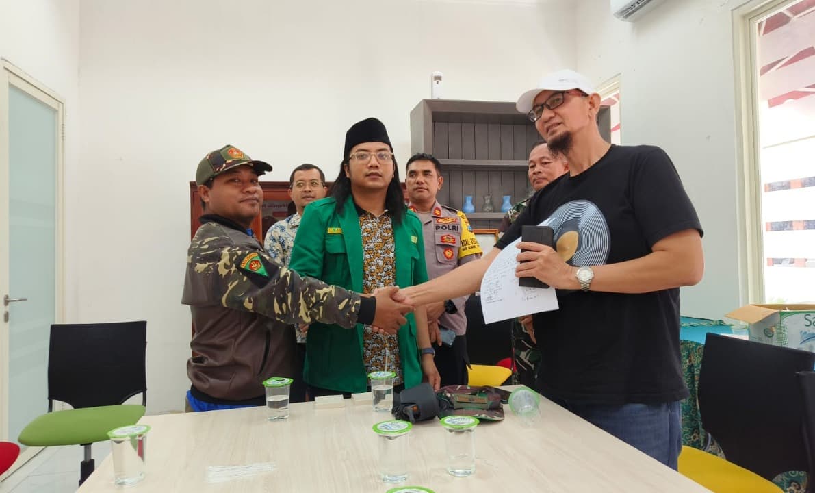 Ansor-Banser Tolak Riza Basalamah di Gunung Anyar, Ini Alasannya