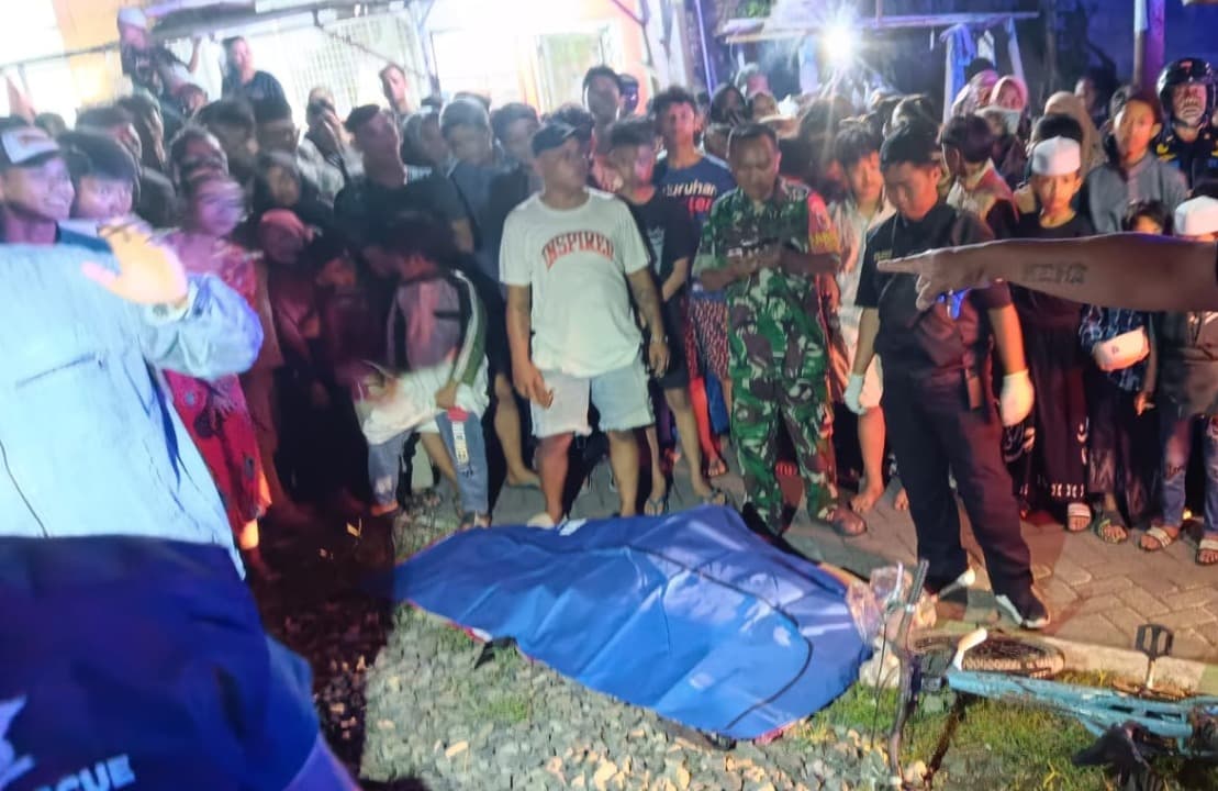 Duduk di Rel, Pria Tewas Tertabrak KA di Kolonel Sugiono Malang