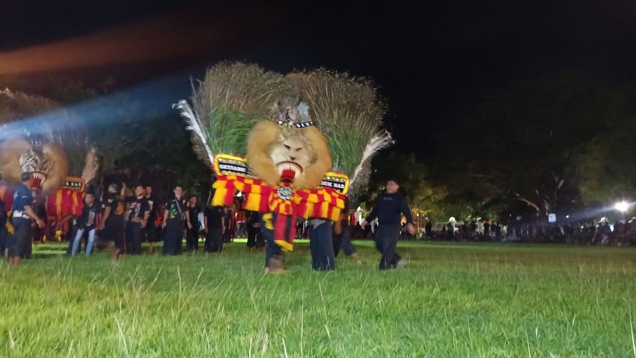 Pentas Reog Massal Meriahkan Tadarus Budaya di Pacitan