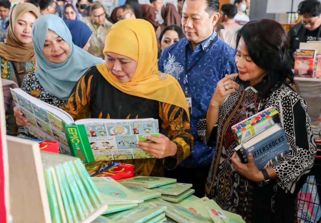 Hari Buku Internasional 2024, Khofifah: Buku Sumber Pengetahuan, Ide dan Kreativitas