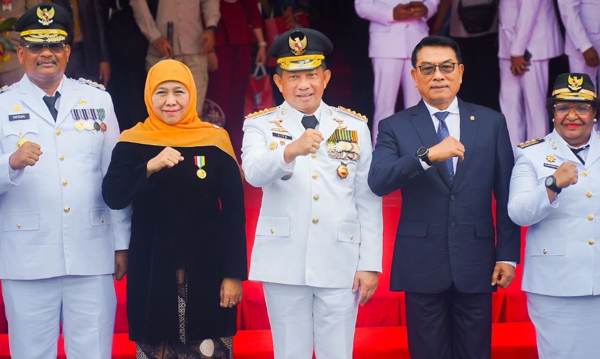 Khofifah Satu-satunya Gubernur Penerima Satyalancana Karya Bhakti Praja Nugraha