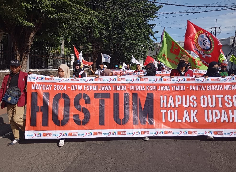 May Day, BEM UMSIDA Longmarch ke Kantor Gubernur Jatim