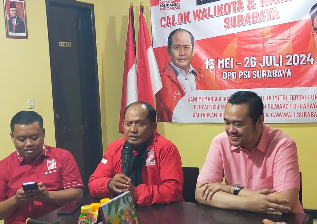 Ketua Projo Jatim Bayu Airlangga Daftar Bacawali Surabaya ke PSI