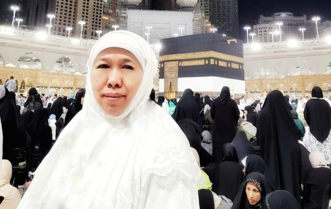 Puncak Ibadah Haji, Khofifah Ajak Jemaah Mendoakan Perdamaian Dunia