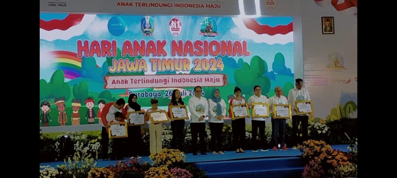 Peringati HAN 2024, Pj Gubernur Jatim Beri Award ke Perusahaan Peduli Anak