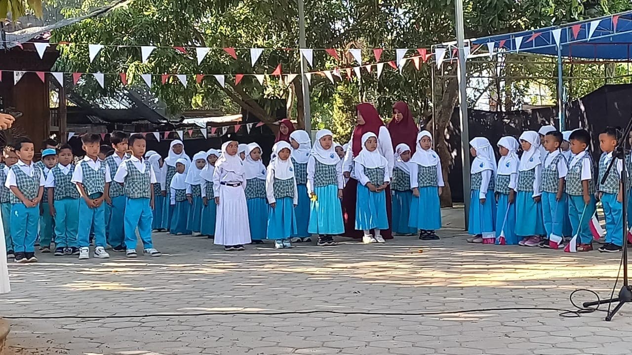 Tanamkan Nasionalisme Sejak Dini, Anak TK Gelar Upacara Bendera