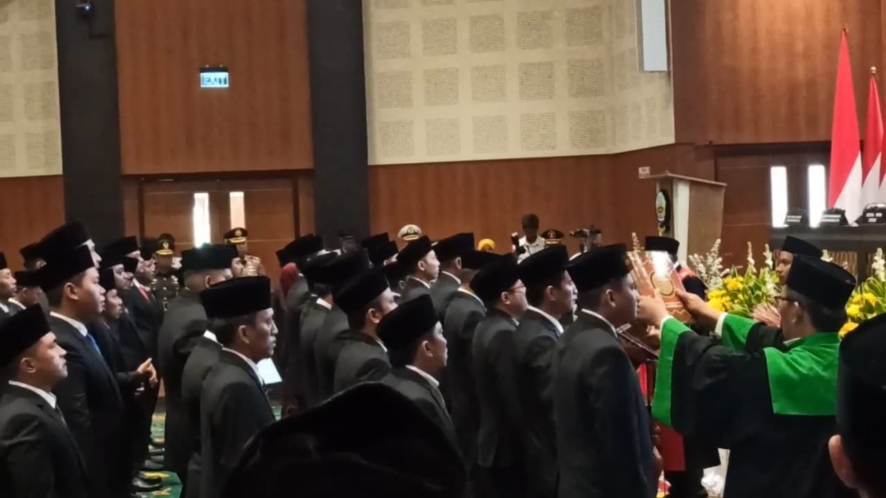 Sah, 50 Anggota DPRD Kabupaten Bangkalan Terpilih Dilantik