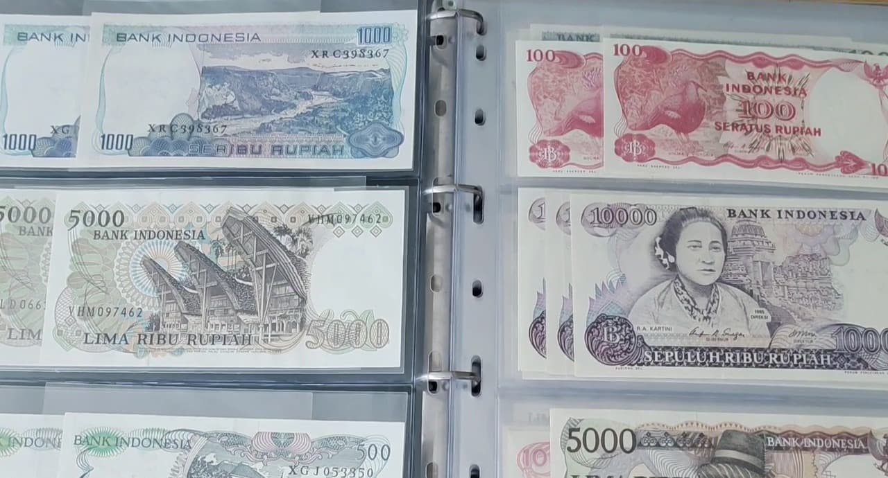 Berburu hingga ke Swiss, Kolektor Uang Kuno Gresik Jual Uang Golden Bernilai Ratusan Juta
