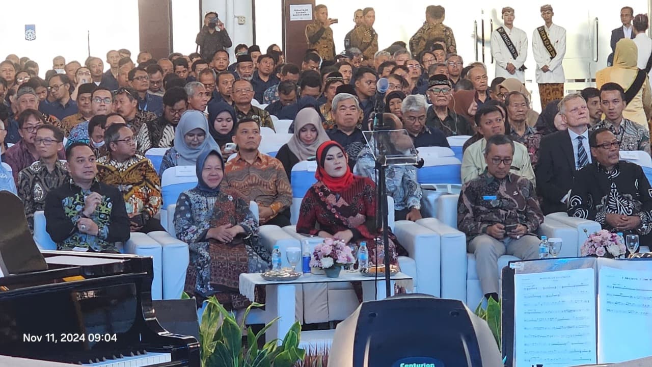 Hadiri Dies Natalis ke-64, Tri Rismaharini Disebut Produk Asli ITS yang Mampu Ubah Surabaya Jadi Lebih Baik