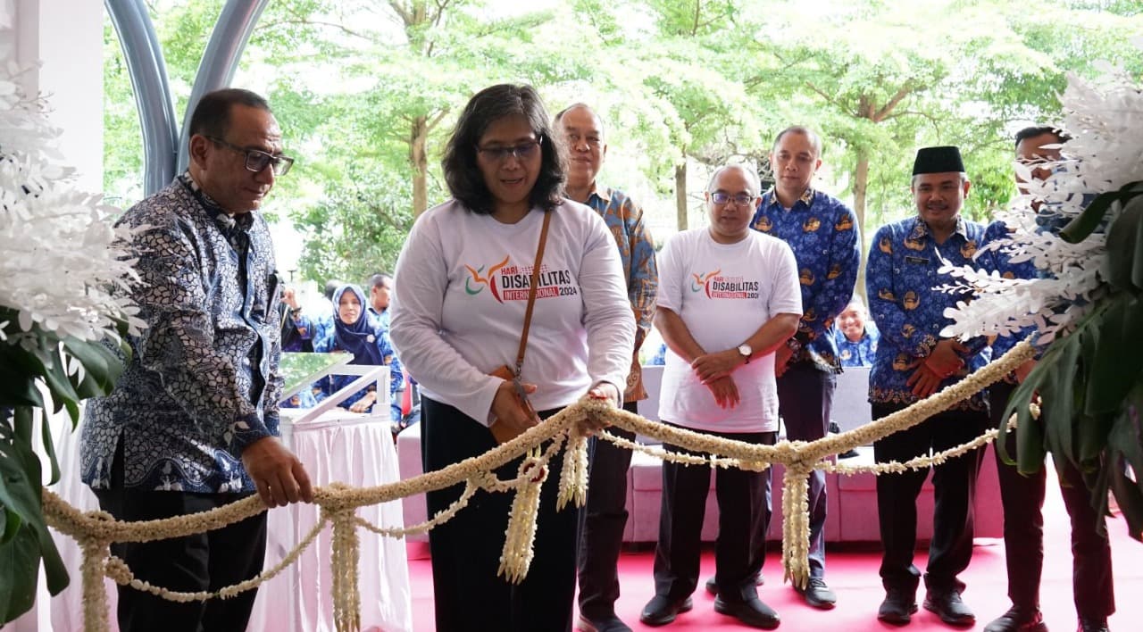 Pj Wali Kota Kediri Resmikan Ruang VVIP Tegowangi RSUD Gambiran Kota Kediri