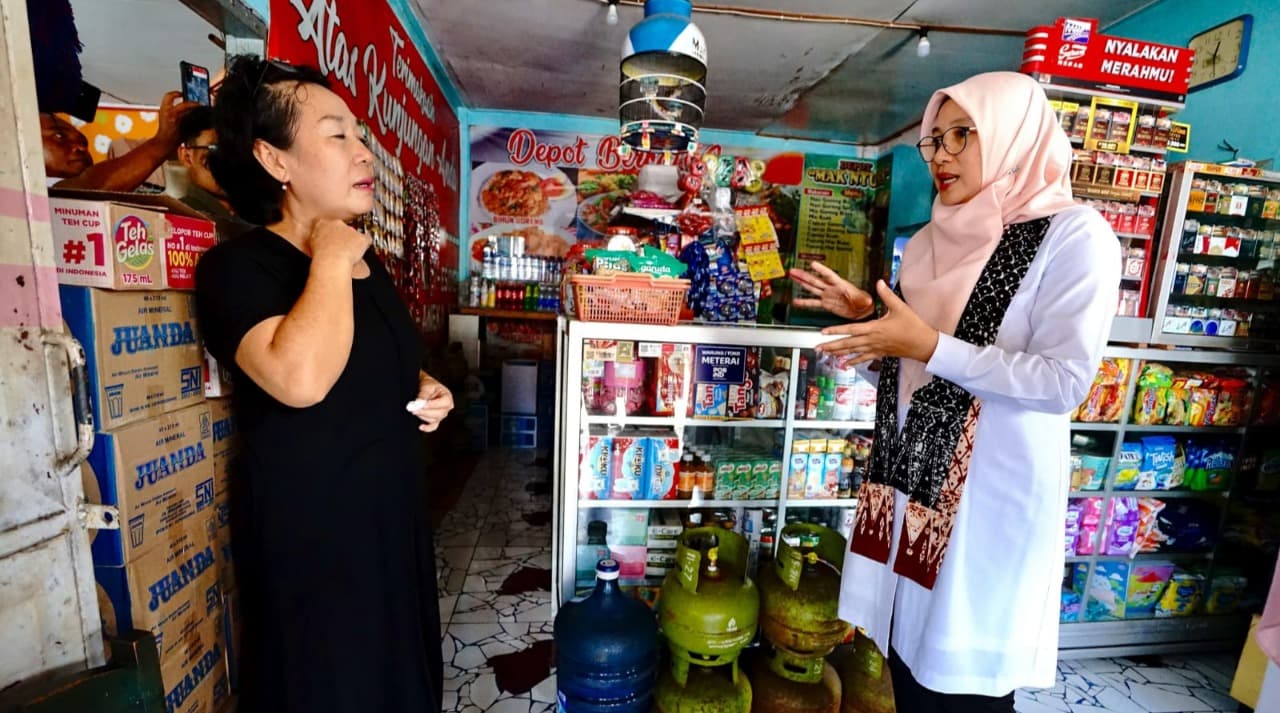 Dukung Kebijakan Presiden Prabowo Bupati Ipuk Fiestiandani Perbolehkan Pengecer Jual Elpiji 3 Kg