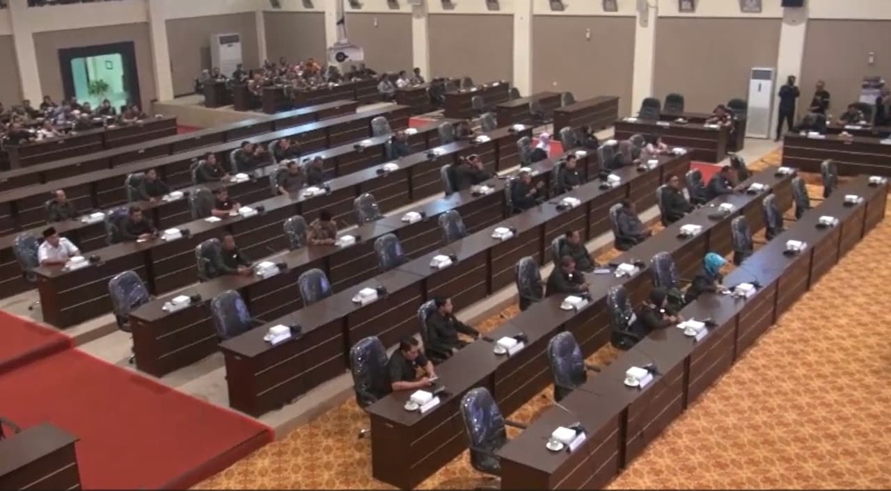 DPRD Lamongan Gelar Paripurna Penetapan Bupati-Wakil Bupati Terpilih