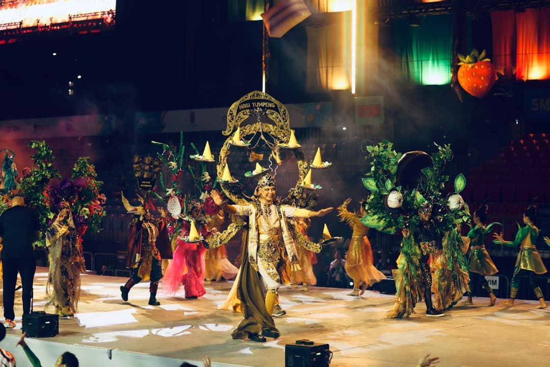 Jember Fashion Carnaval Tampil Memukau di Chingay Parade Singapura 2025