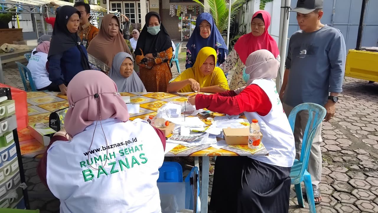 Masjid Annur-Baznas Gelar Pemeriksaan dan Pengobatan Gratis