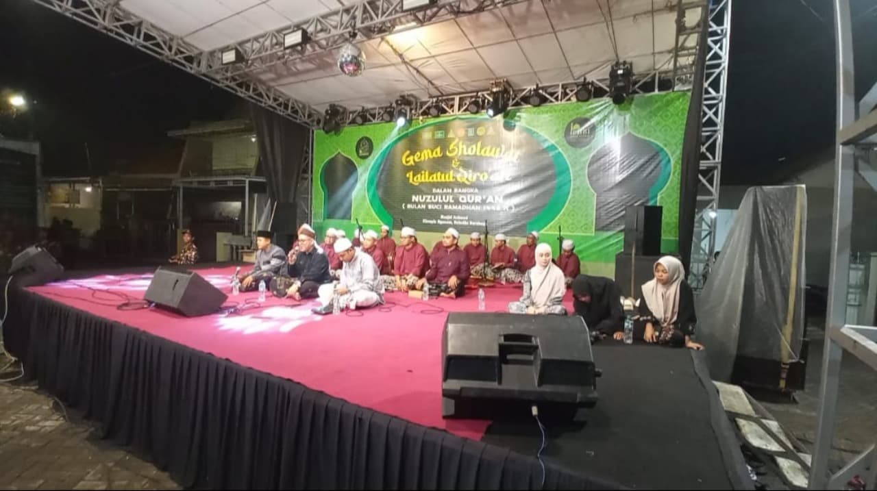 Sejukkan Jawa Timur, Warga Klampis Sukolilo Gelar Sholawat Kebangsaan