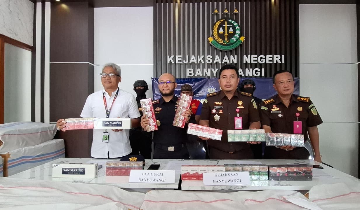 Rokok Ilegal dari Madura Senilai Rp834 di Gagalkan Bea Cukai Banyuwangi
