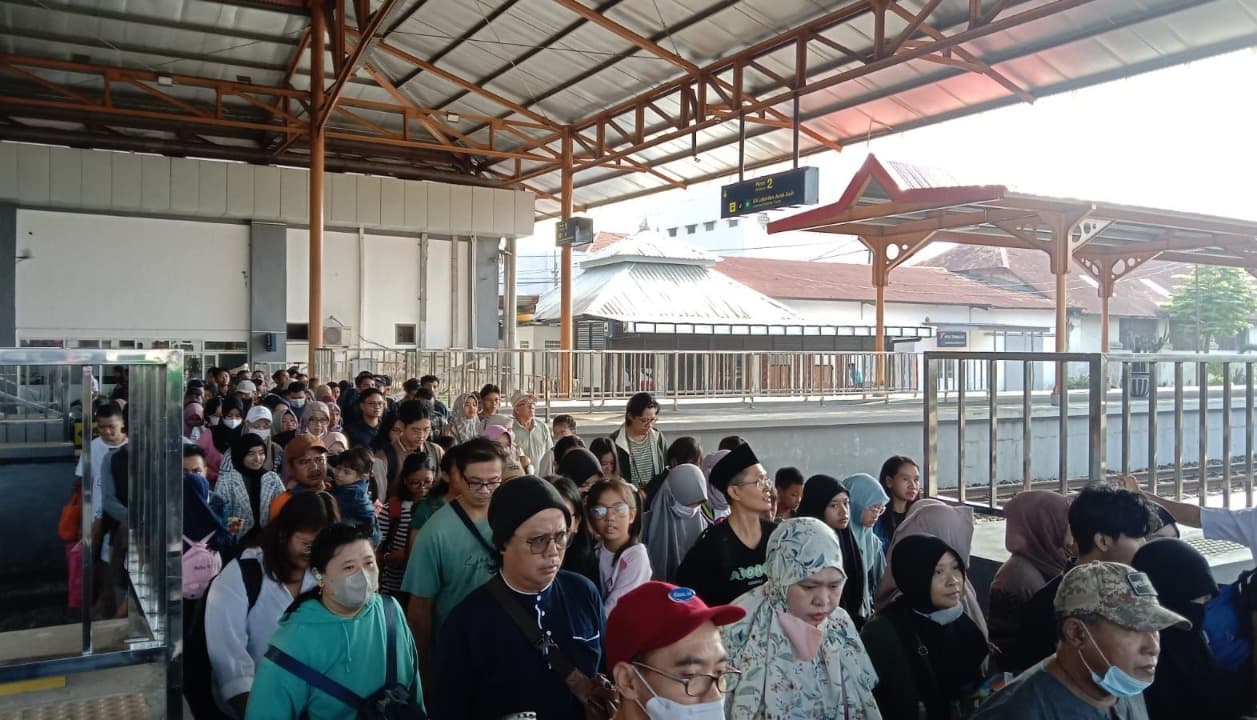 Arus Mudik, 9.780 Masyarakat Gunakan Kereta Api di Stasiun Mojokerto