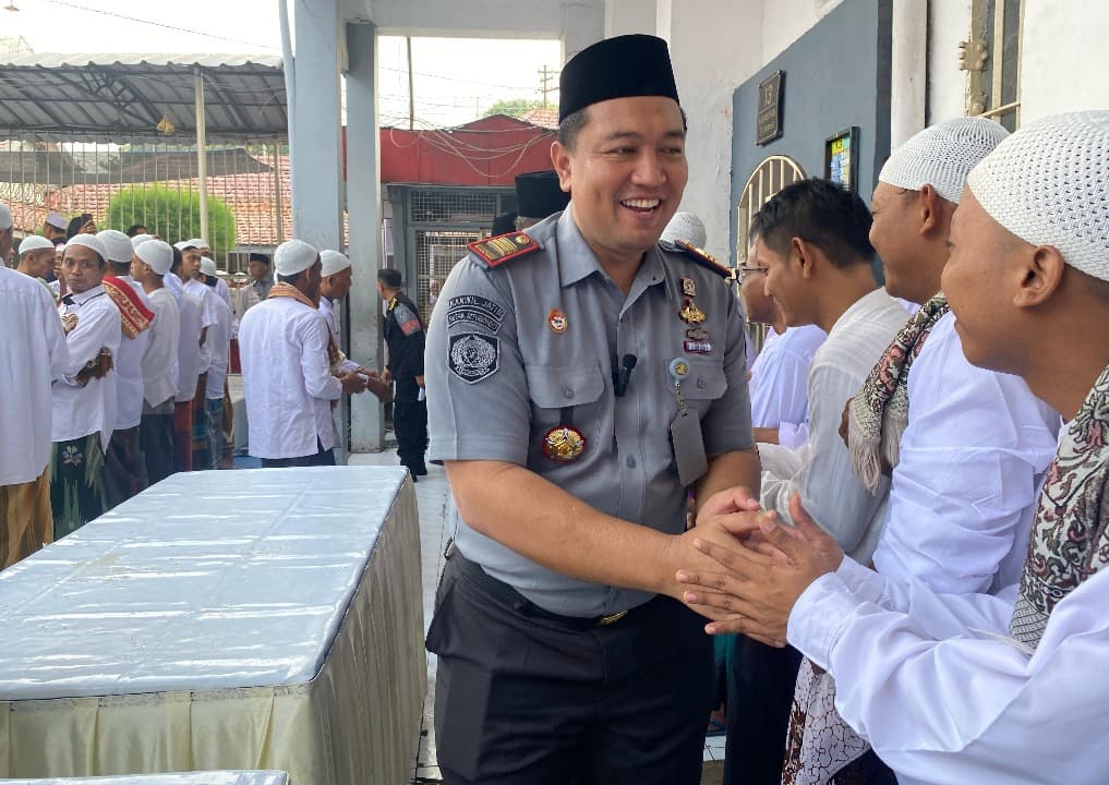 Salat Id di Lapas Mojokerto, Kalapas Ajak Warga Binaan Buka Lembaran Baru