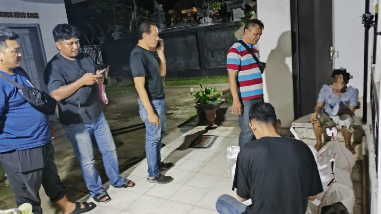 Polresta Banyuwangi Amankan Ratusan Botol Miras jenis Arak