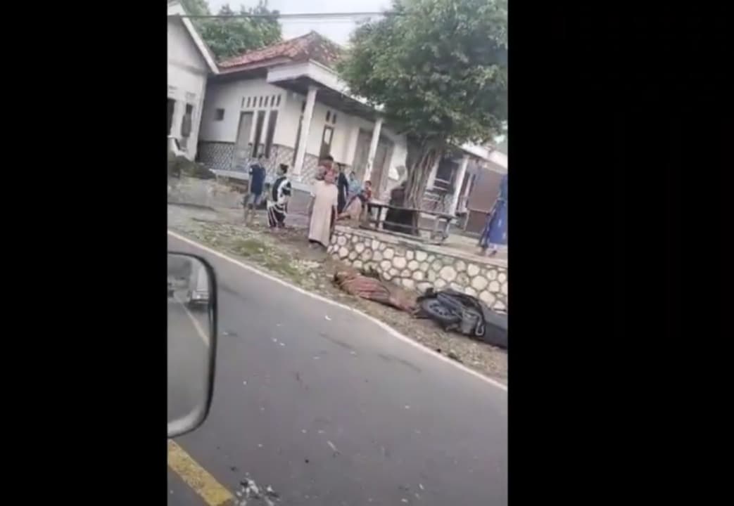 Terlindas Mobil, Pengemudi Motor Tewas di Tempat Kejadian