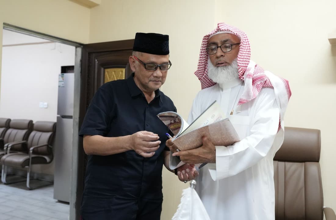 Gus Irfan Berkunjung ke Madrasah Al Shawlatiyah, Tempat Mbah Hasyim Menuntut Ilmu