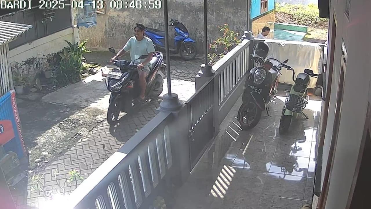Perhiasan Milik Nenek Penjual Kopi di Banyuwangi Raib Dicuri Pembeli
