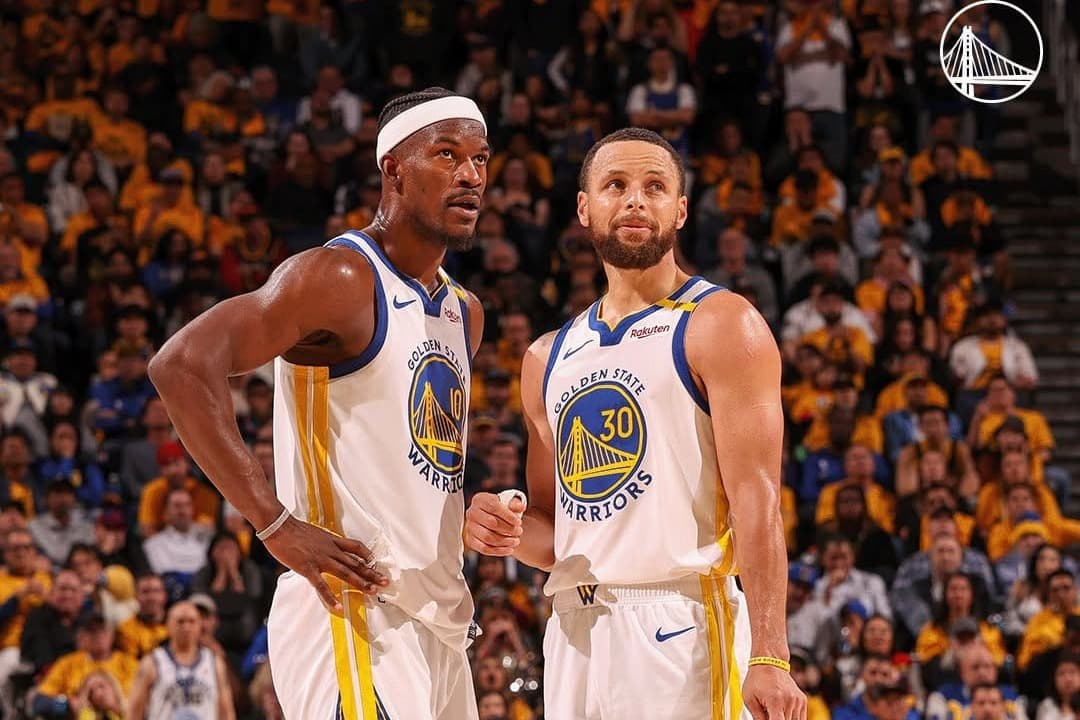 Kalahkan Grizzlies 121 - 116, Warriors Kunci Tiket Playoff NBA 2025