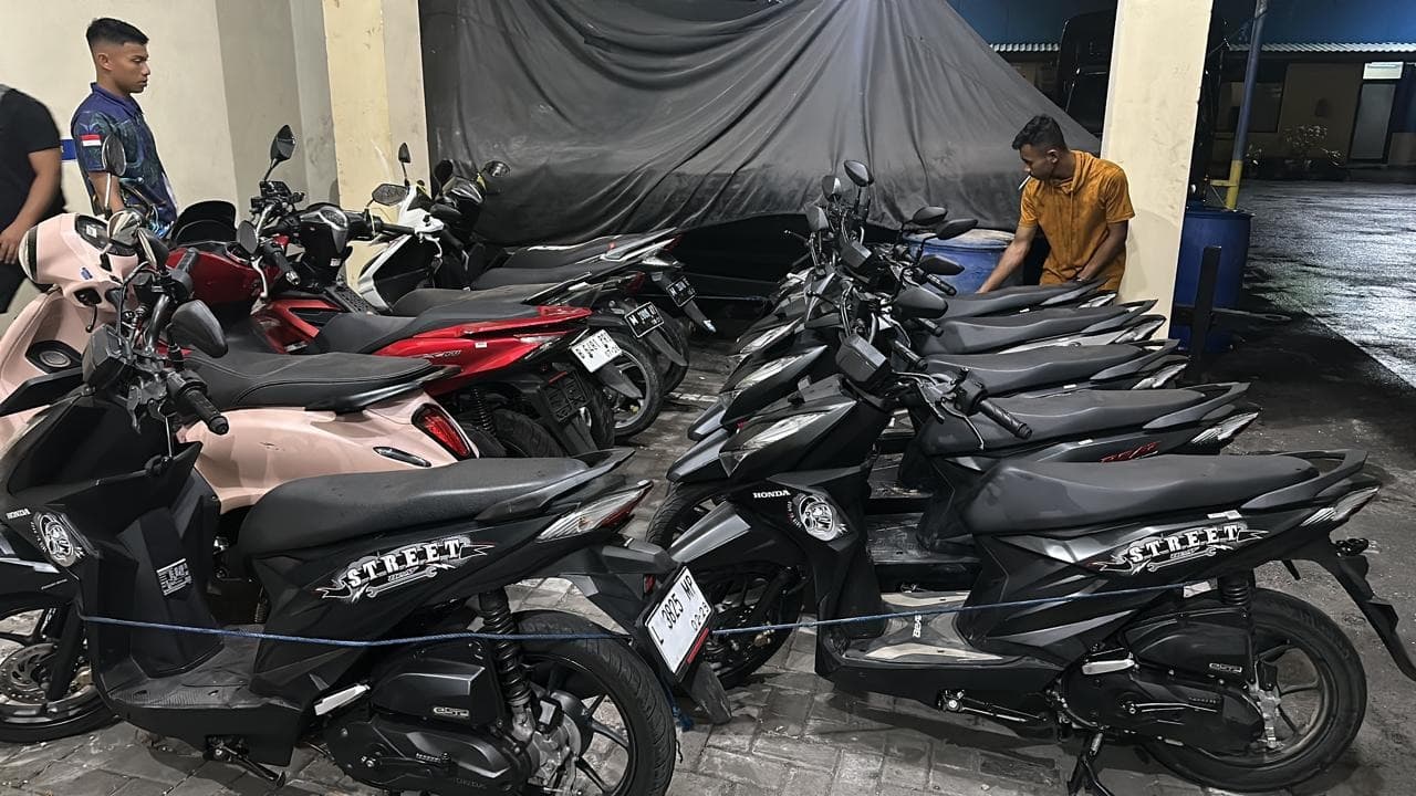 Ditpolairud Polda Jatim Gagalkan Pengiriman Ilegal 24 Motor Bodong di Sumenep
