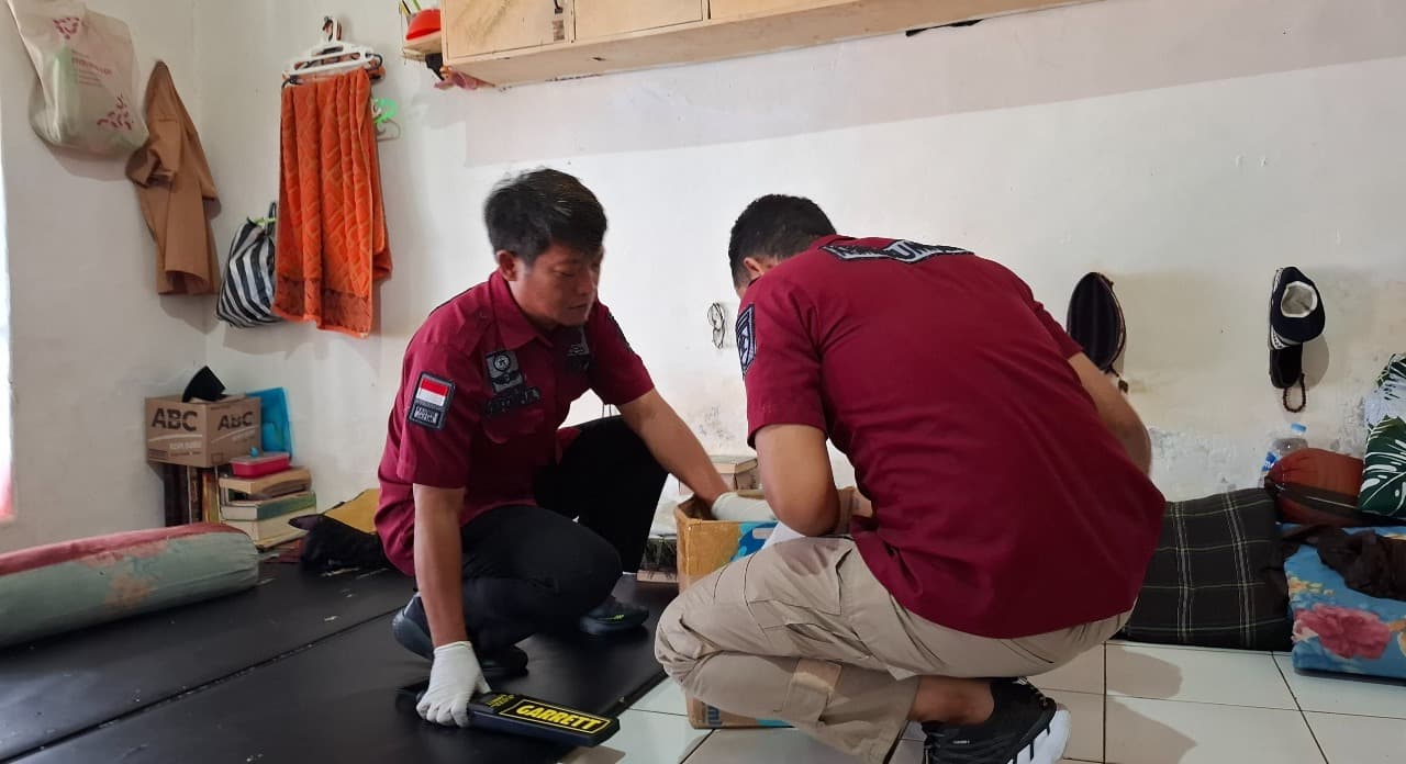 Zero Halinar Jadi Target, Lapas Kediri Gelar Operasi Penggeledahan Gabungan