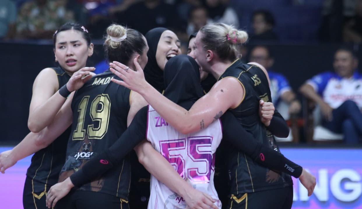 Popsivo Polwan Kalahkan Pertamina Enduro dan Buyarkan Asa Petrokimia ke Grand Final Proliga 2025