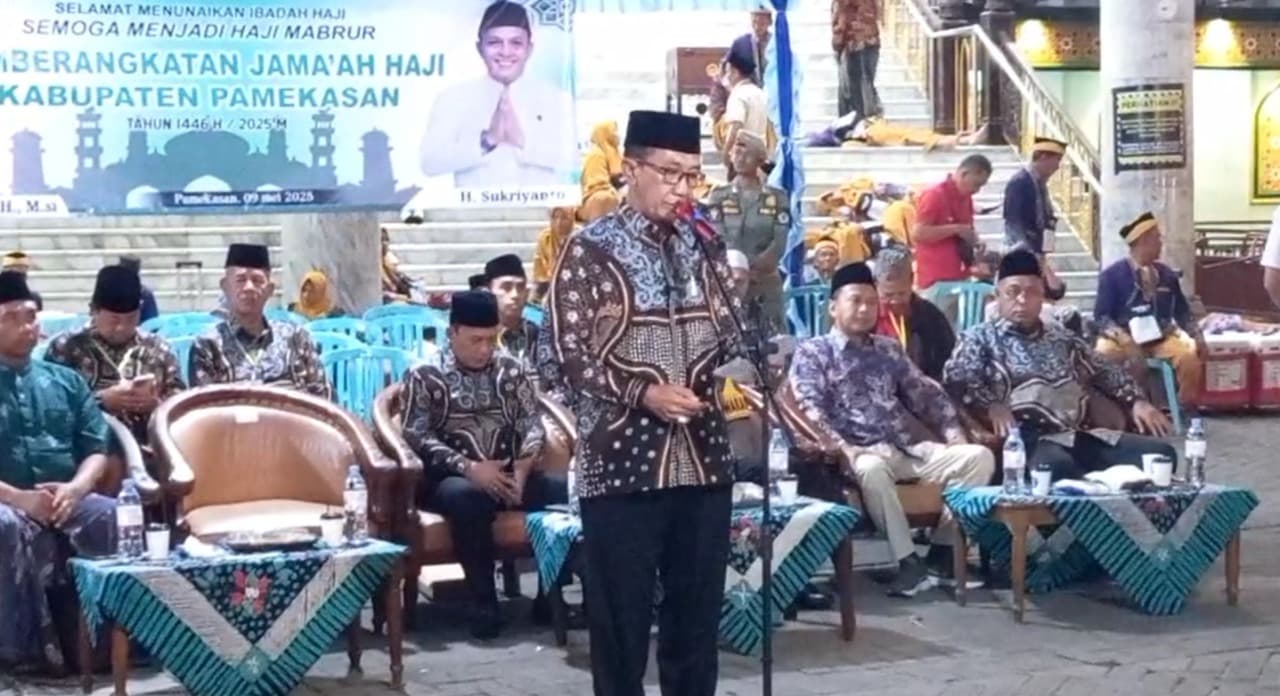 792 Jemaah Haji Asal Kabupaten Pamekasan Resmi Berangkat Haji