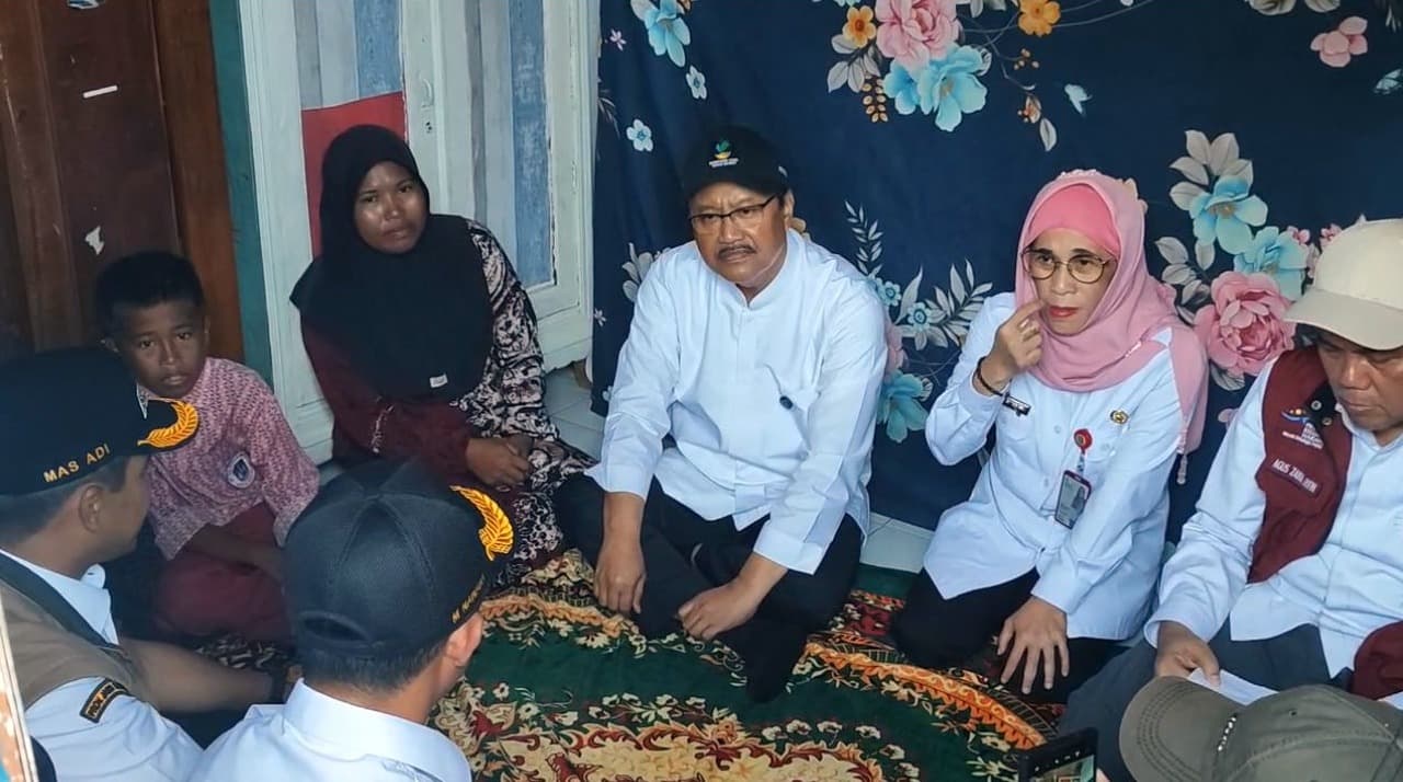 Tinggal di Toilet Umum, Anak Pemulung di Pasuruan Jadi Calon Siswa Sekolah Rakyat