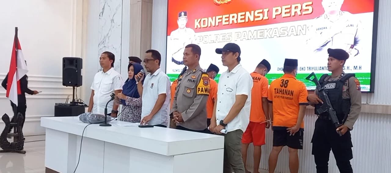 Seorang Dukun di Pamekasan Cabuli Pasiennya di Area Pemakaman