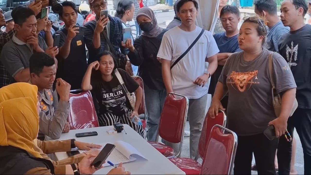 Penertiban PKL di Jalan Patimura Kota Kediri Diwarnai Adu Mulut dengan Petugas