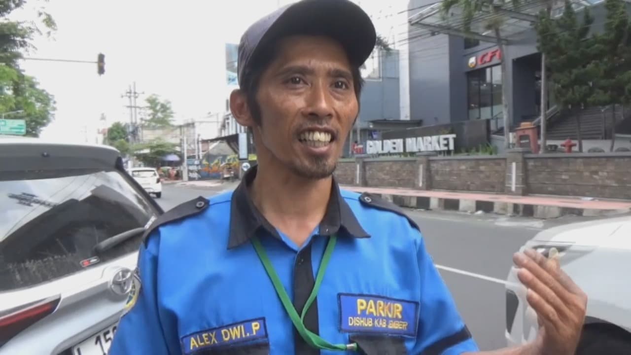 Tak Ada Lagi Bayar Parkir di Jember, Pemkab Ambil Alih Gaji Jukir