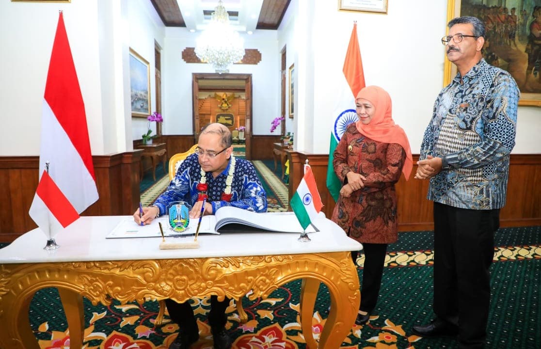Gubernur Khofifah Bertemu Dubes India, Jajaki Kerjasama Sektor Strategis