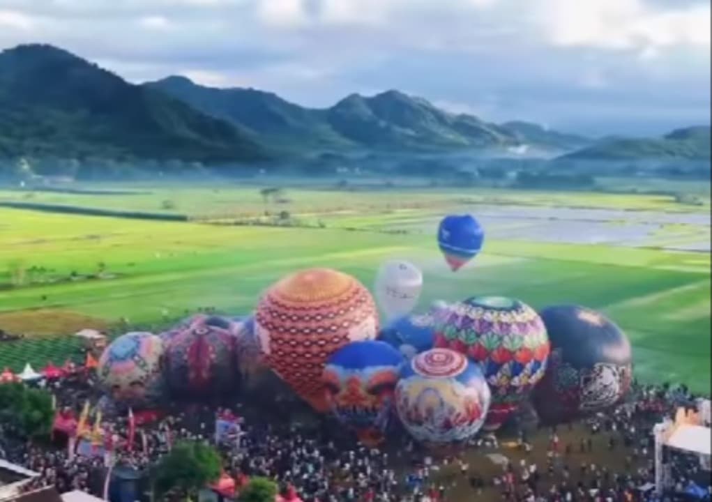 Pertama Kali Digelar, Puluhan Balon Udara Ramaikan Festival Di Tulungagung