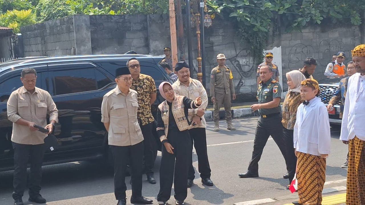 Peringati Bulan Bung Karno, Fadli Zon Resmikan Galeri Soekarno Kecil di Kota Mojokerto