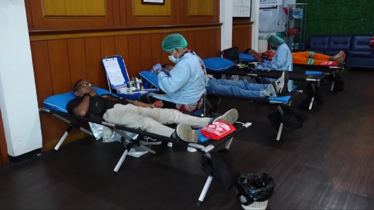 Peringati Harlah Pancasila, PLN UP3 Kediri Gelar Aksi Donor Darah