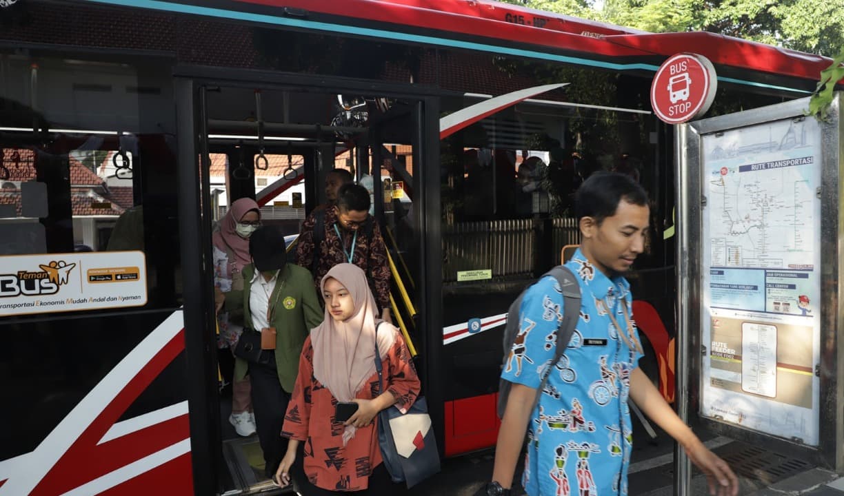 Wali Kota Surabaya Jamin Trayek Lama Tak Tergeser Trans Jatim